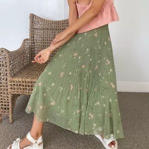 Sage green Aritzia Twirl skirt